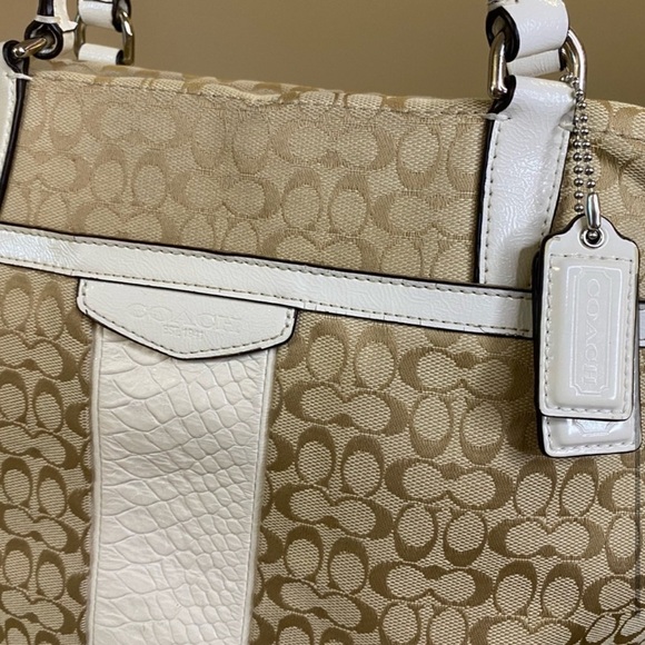 Coach Monogramed White And Tan Embossed Bag - Picture 3 of 6